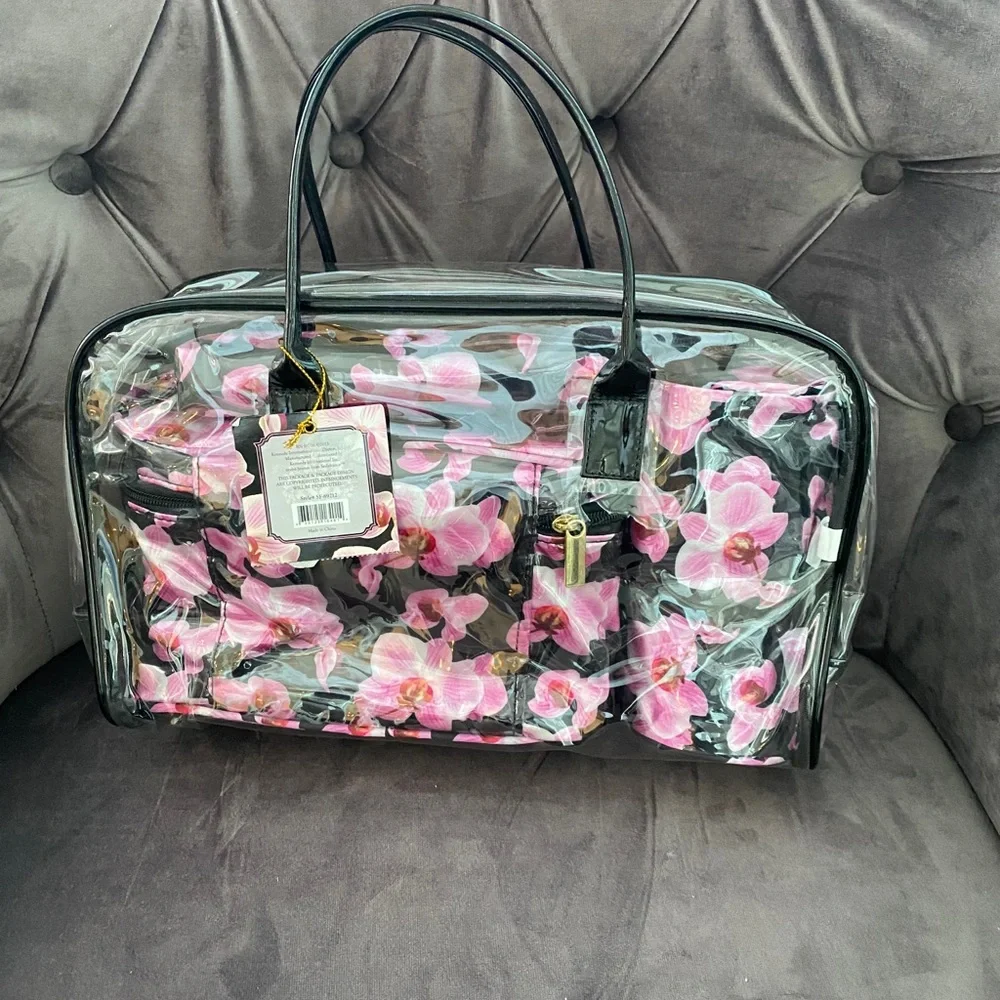 Sedafrance NWT 4 Piece Travel set